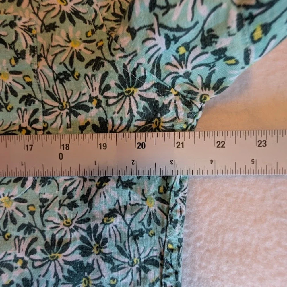 J.Crew 100% Linen Short‎ Sleeve Button Down Mens M Green Daisy Floral